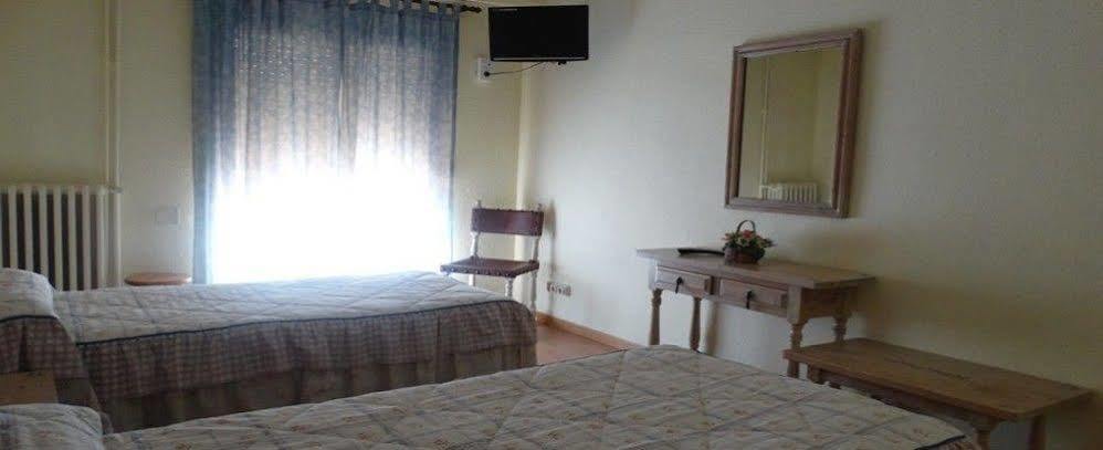 Hotel Montes Blancos Ezcaray Eksteriør bilde